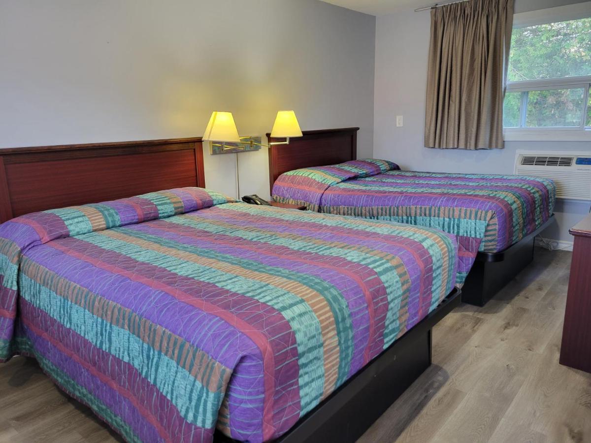 Knights Inn Cobourg Εξωτερικό φωτογραφία