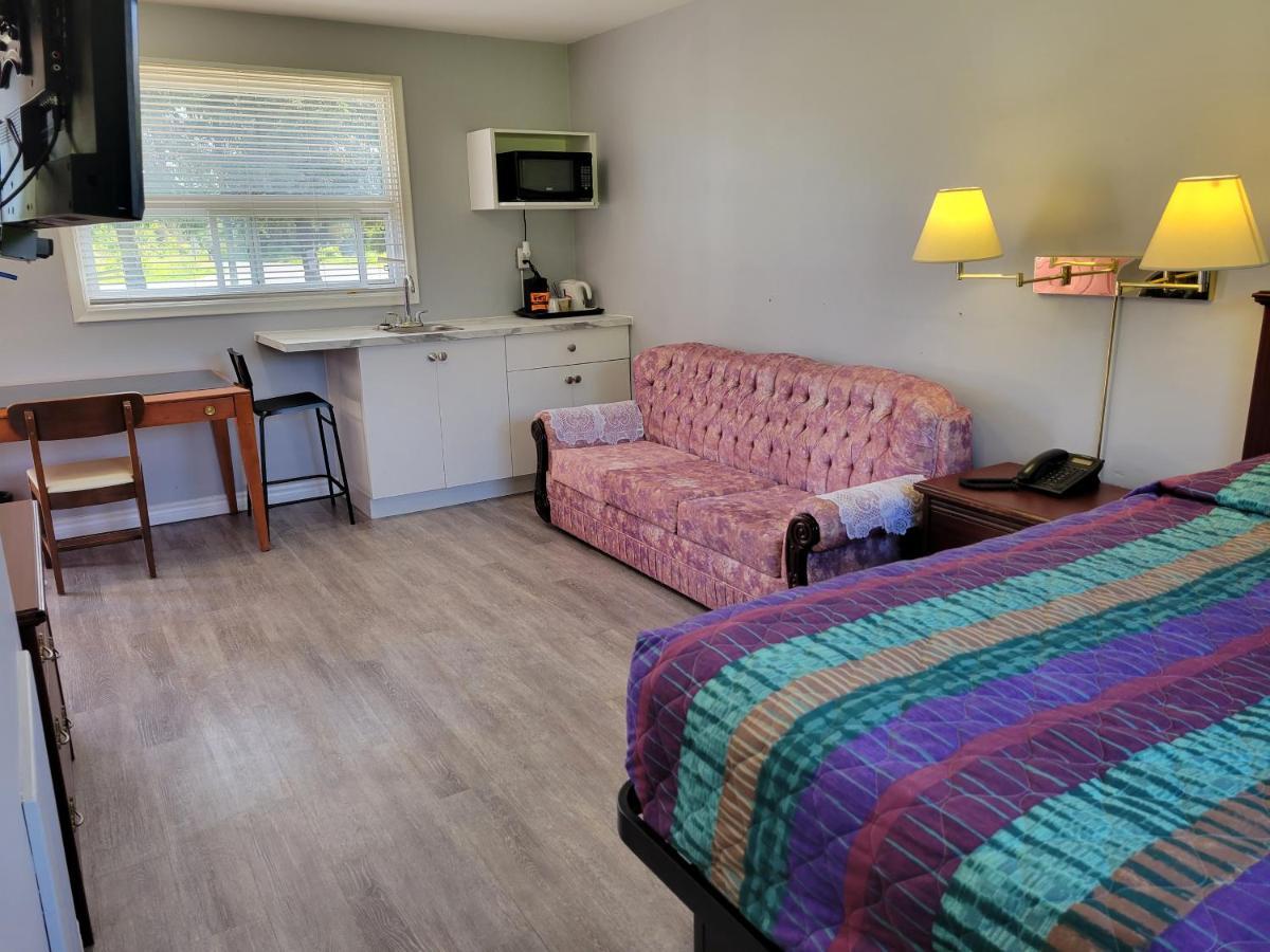 Knights Inn Cobourg Εξωτερικό φωτογραφία