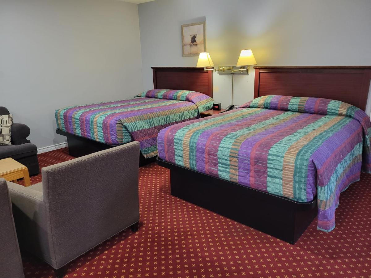 Knights Inn Cobourg Εξωτερικό φωτογραφία