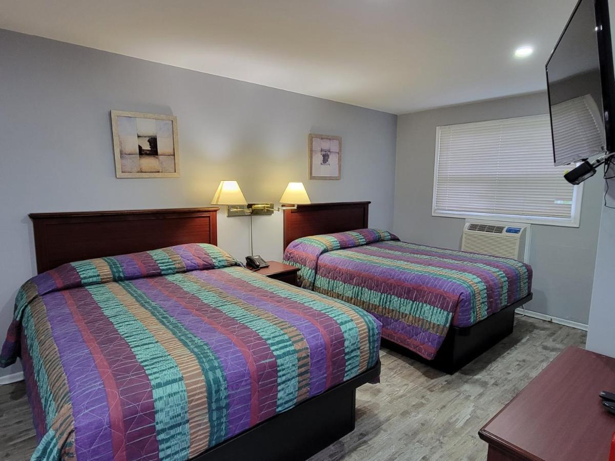 Knights Inn Cobourg Εξωτερικό φωτογραφία