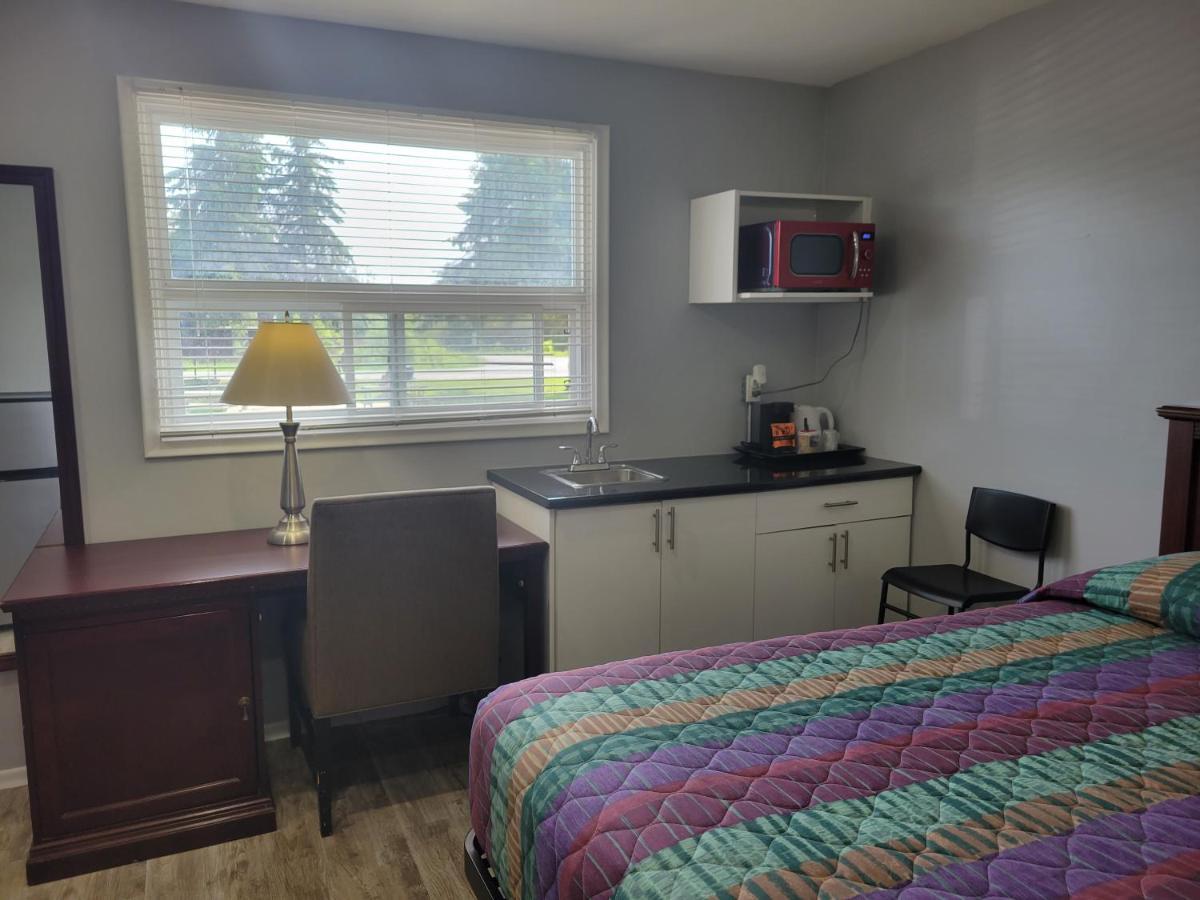 Knights Inn Cobourg Εξωτερικό φωτογραφία