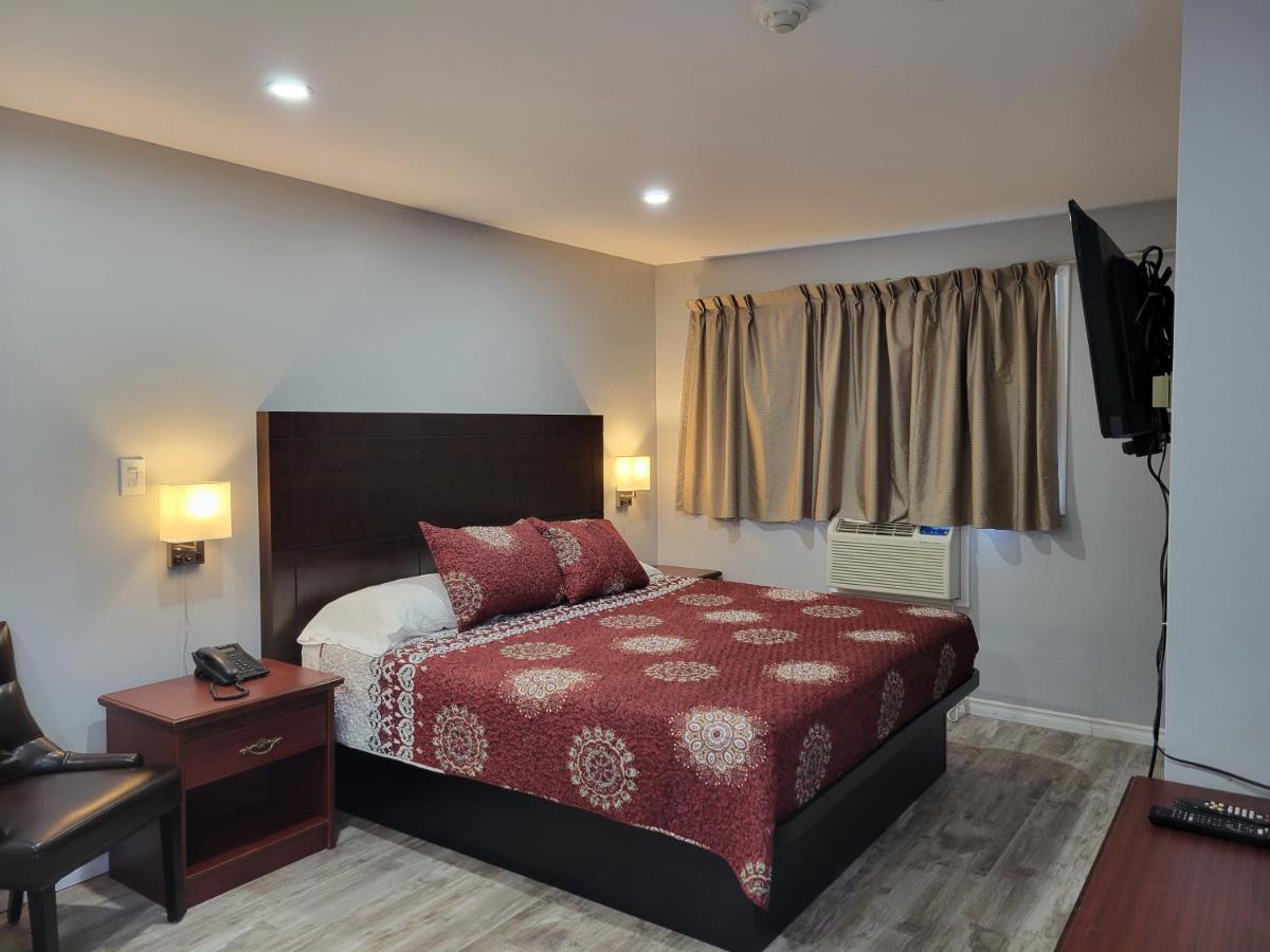 Knights Inn Cobourg Εξωτερικό φωτογραφία