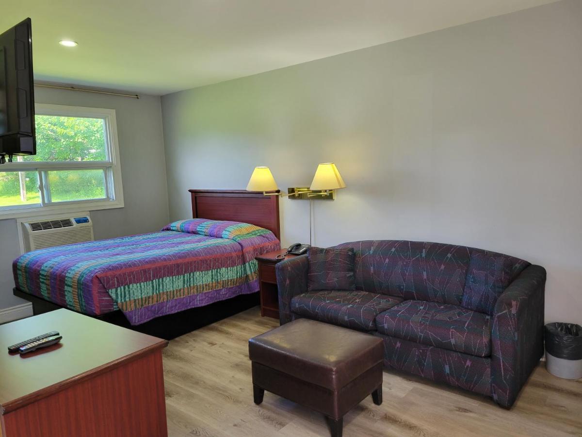 Knights Inn Cobourg Εξωτερικό φωτογραφία