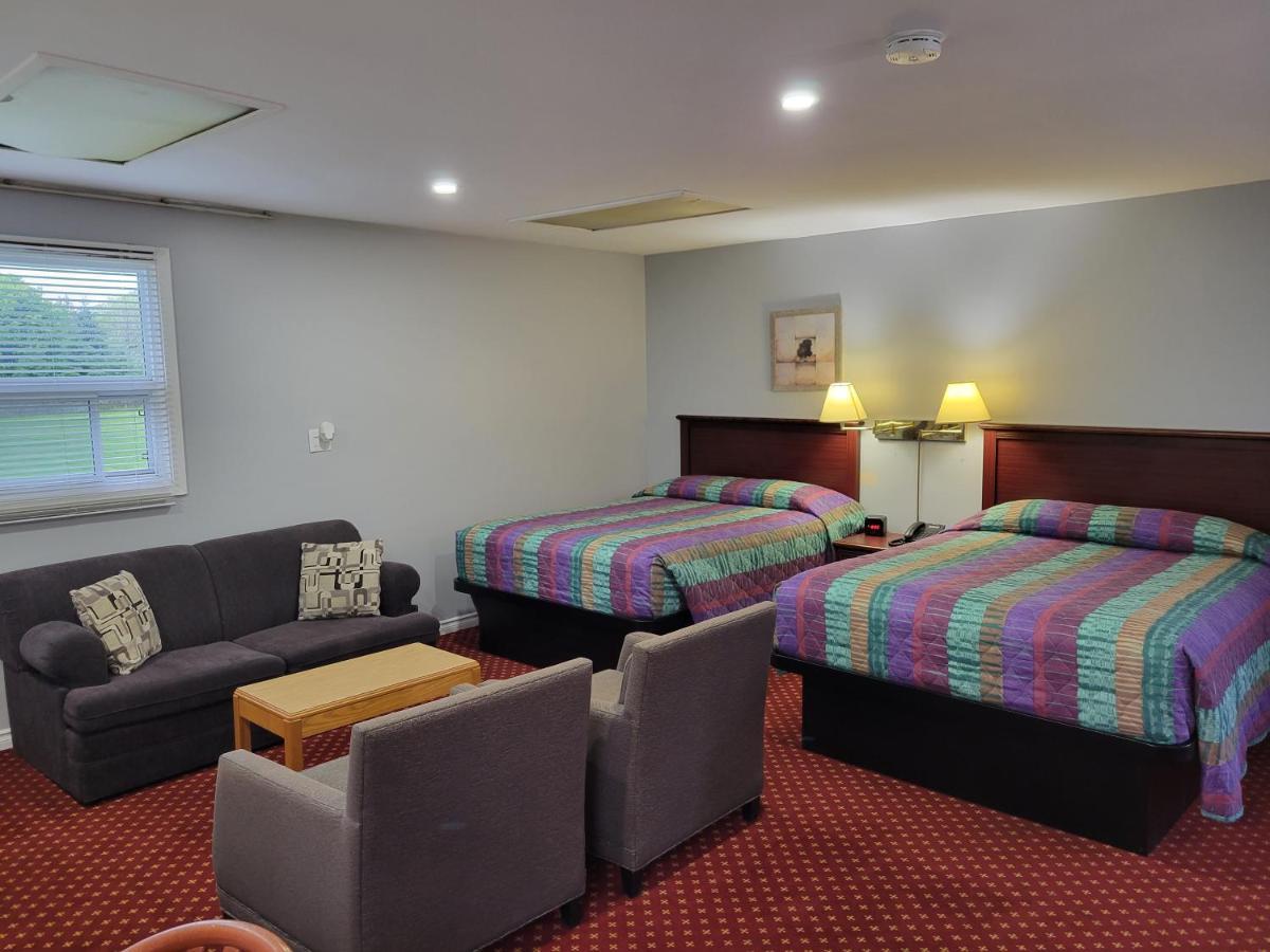Knights Inn Cobourg Εξωτερικό φωτογραφία